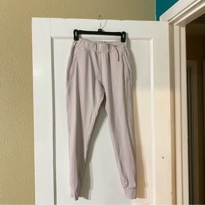 Alphalete joggers size S